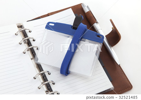 ID card case 32521485
