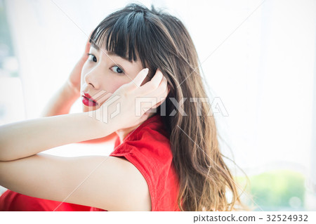 Cafe dating 32524932