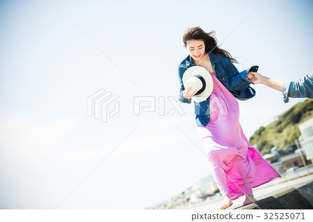 Sea date Sea date 32525071