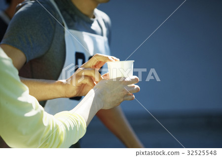 馬拉鬆比賽供水站 32525548