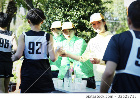 Marathon tournament water supply station Marathon tournament water supply station 32525713