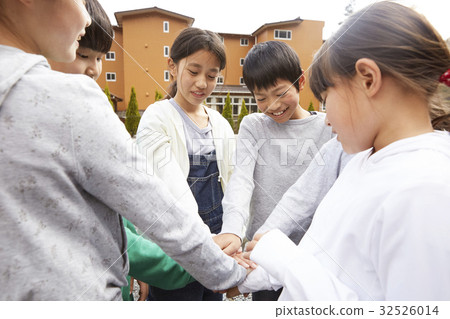 Forest school meeting 32526014