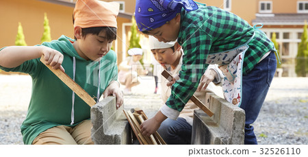 Forest School Elementary school student to be raised Forest School Elementary school student to be raised 32526110