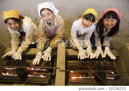 森林學校小學生將被撫養長大 32526233