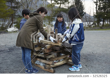 Forest School Campfire 32526325