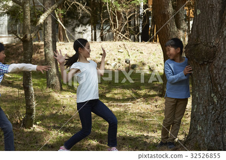 森林學校小學生玩 32526855