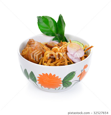 Noodle Khao soi , Thai food background 32527654