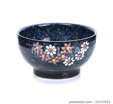 bowl isolated on white background bowl isolated on white background 32527676