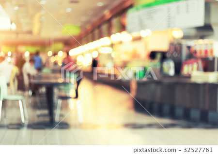 Food court blurred Food court blurred 32527761