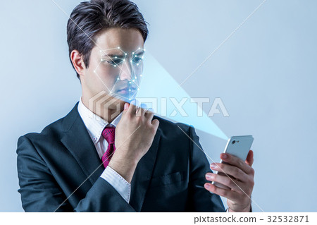 Face recognition of smartphones 32532871