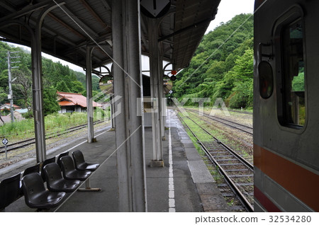 JR西日本藝術線·Kisuji線賓果落合站 32534280