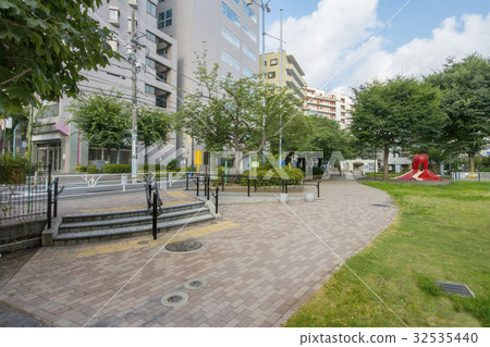 Ebisu Higashi Park, Shibuya Ward, Tokyo Ebisu Higashi Park, Shibuya Ward, Tokyo 32535440
