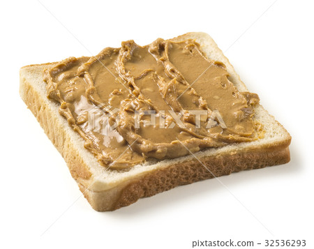 White bread with peanut butter 32536293