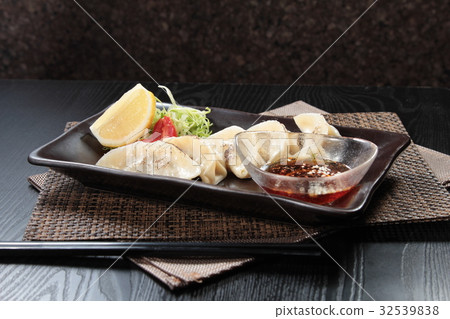dumpling 32539838