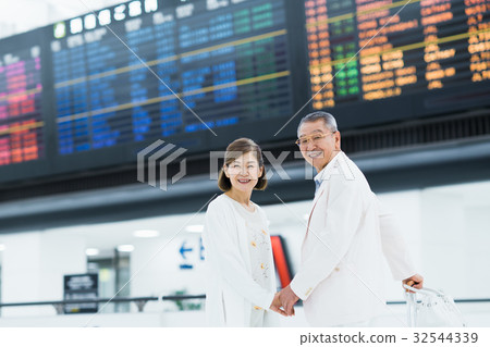 高級夫婦（機場） 32544339