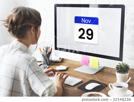Illustration of calendar schedule personal organizer on computer Illustration of calendar schedule personal organizer on computer 32548236