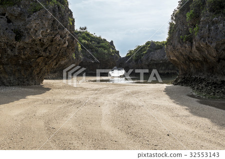 Hamahigajima Kanhon海灘 32553143