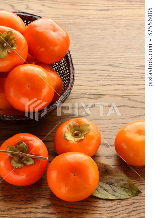 Persimmon · basket turning vertical 01 32556085
