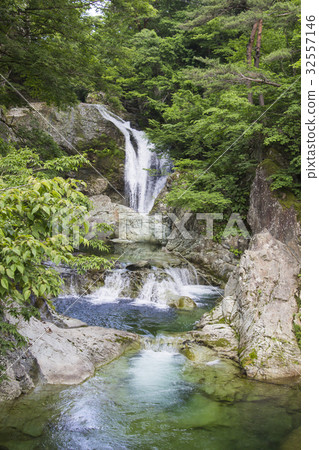 Yamagata Prefecture _ Sekiyama Otaki _ 2017 early summer Yamagata Prefecture _ Sekiyama Otaki _ 2017 early summer 32557146