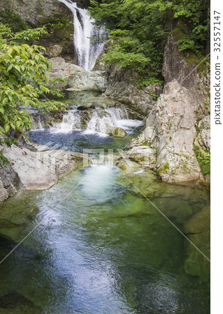 Yamagata Prefecture _ Sekiyama Otaki _ 2017 early summer Yamagata Prefecture _ Sekiyama Otaki _ 2017 early summer 32557147