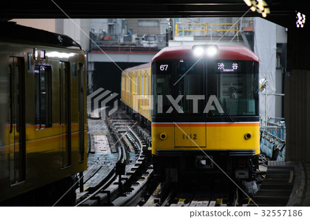 地鐵銀座線澀谷站 32557186