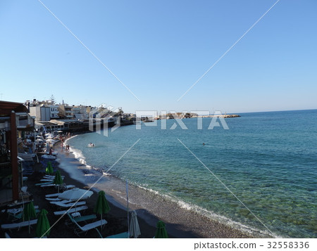 Beach in Crete 32558336