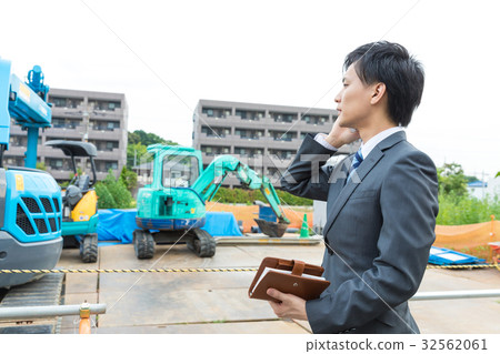 房地產公司的自建房屋建築商的照片 房地產公司的自建房屋建築商的照片 32562061