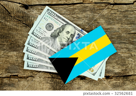Bahamas Leaks scandal concept on wooden background 32562681