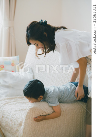 主婦 家庭主婦 兒童 32563311