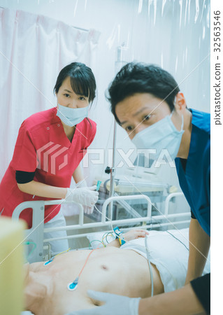 急救 醫生 醫師 32563546