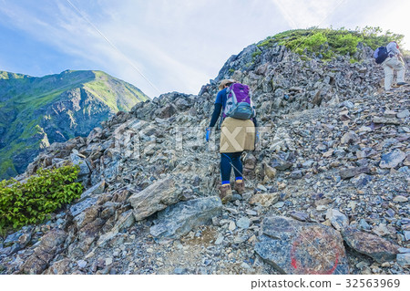 Small sacred mountain and sacred mountain Small sacred mountain and sacred mountain 32563969