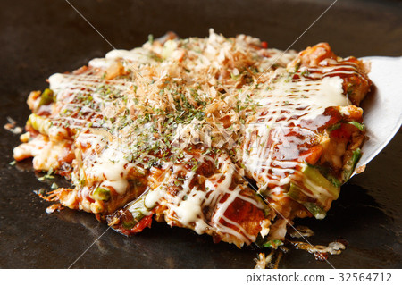 Okonomiyaki Okonomiyaki 32564712