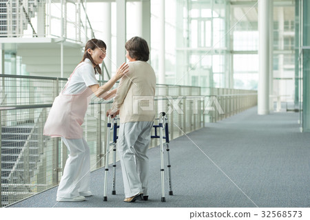 護理康復醫院照顧者醫學圖像 32568573