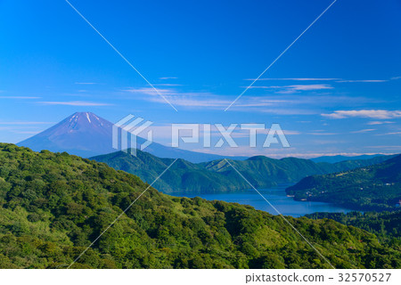從箱根,清爽的夏天富士 從箱根,清爽的夏天富士 32570527