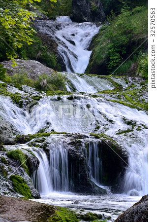 橫谷谷設置神秘隱藏的瀑布 32570563