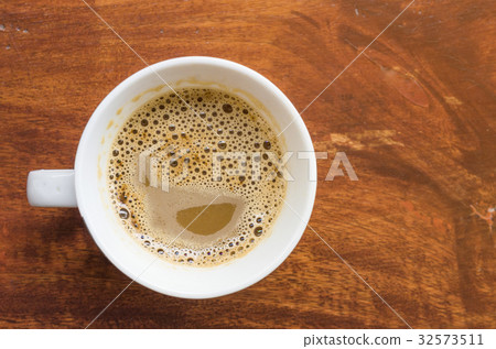 Coffee cup top view closeup isolated Coffee cup top view closeup isolated 32573511