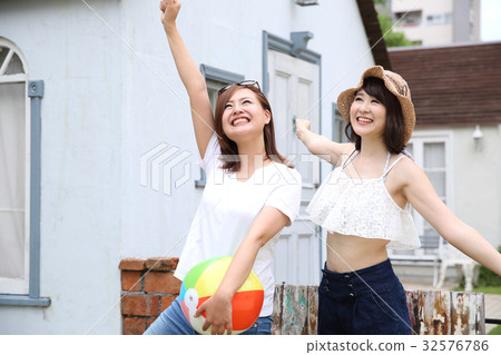 夏天的小姐 夏天的小姐 32576786
