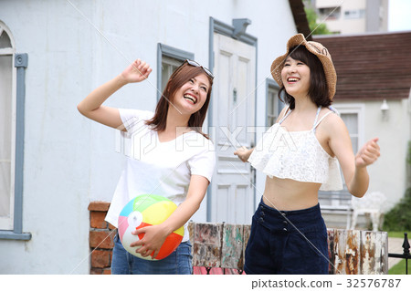 Summer young lady Summer young lady 32576787