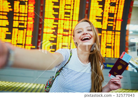 Tourist girl in international airport 32577043