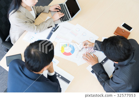 Conference Conference 32577053