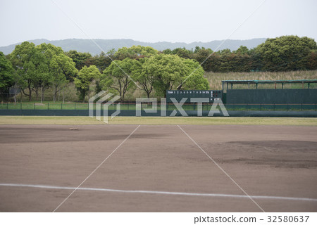baseball Ground  32580637