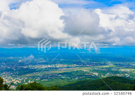 view point of Chiangmai Town with beautiful clouds view point of Chiangmai Town with beautiful clouds 32580746