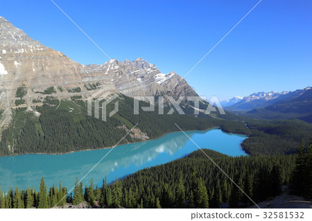 Canadian Rockies, Banff National Park, Peyto Lake 32581532