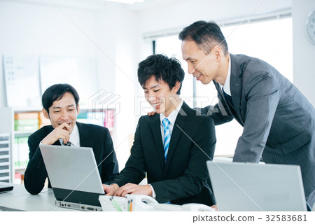 Businessman male Businessman male 32583681