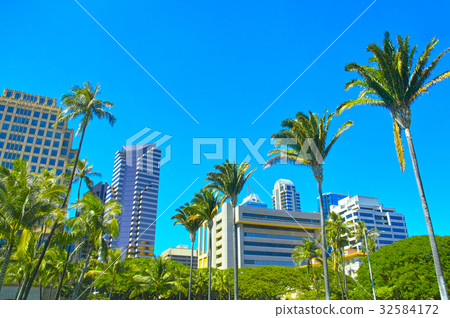 Hawaii Honolulu city scenery 32584172