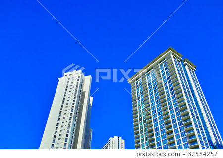 High-rise apartment in Honolulu, Hawaii High-rise apartment in Honolulu, Hawaii 32584252