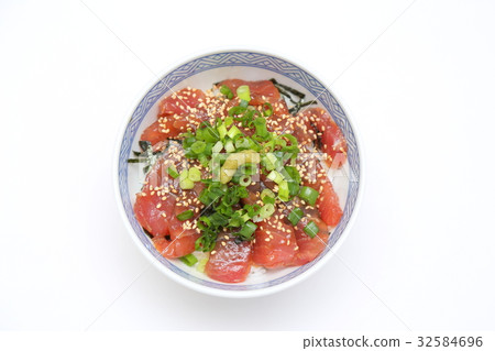Pickled rice with tuna 32584696