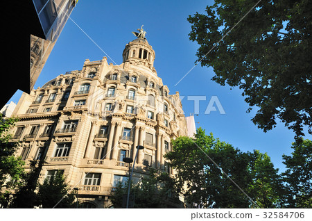 Spain Barcelona Gracia Street Building 32584706