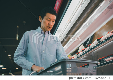 super market, supermarket, gents 32586325