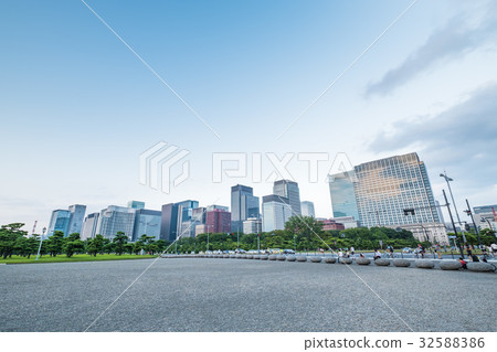 Tokyo Imperial Palace Area 32588386